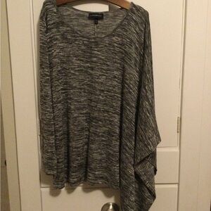Designers Style Gray Knit Top